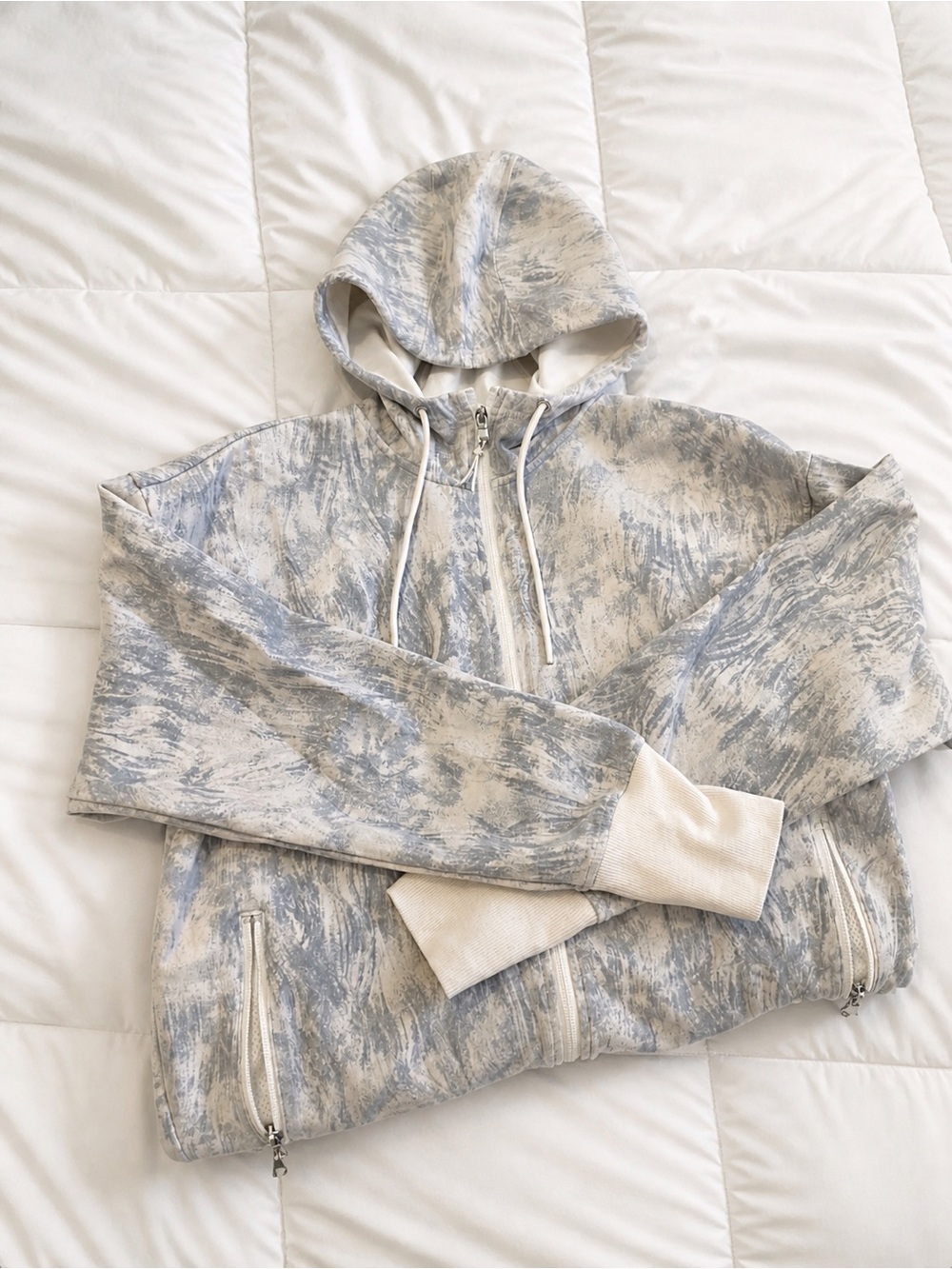 Old Navy Women’s light pink and grey Marble Zip Hoodie